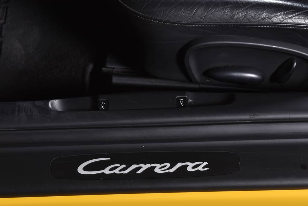 2003 Porsche 911 Carrera — photo 37