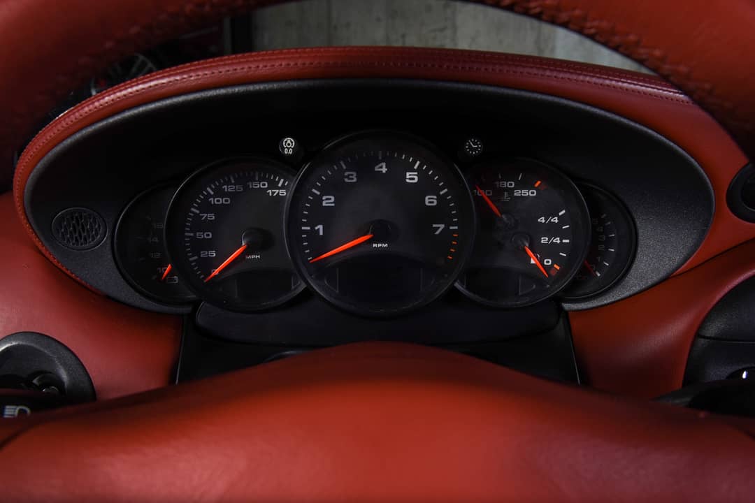 1999 Porsche 911 Carrera — photo 26