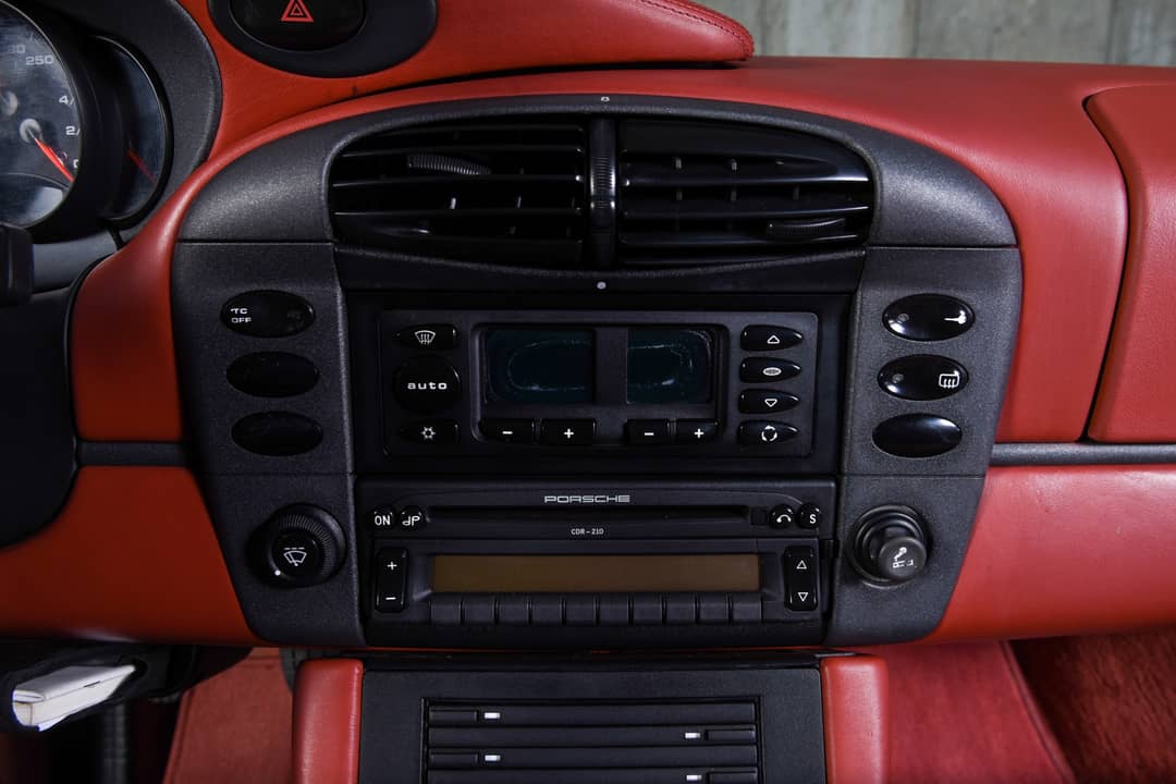 1999 Porsche 911 Carrera — photo 34