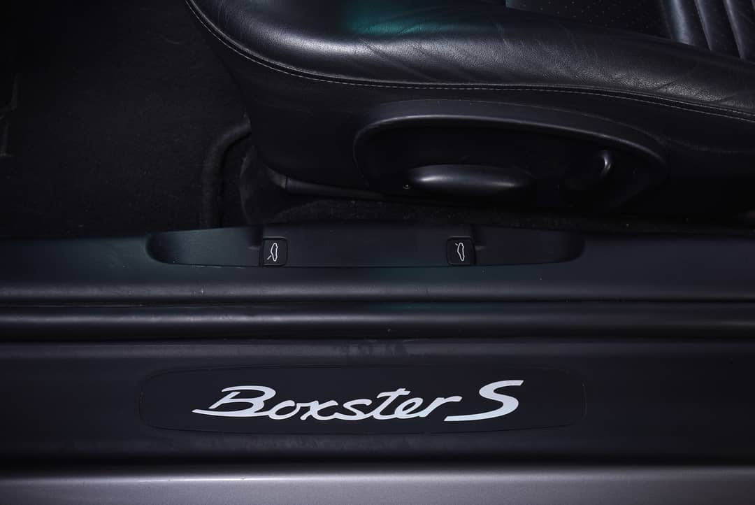 2001 Porsche Boxster — photo 30