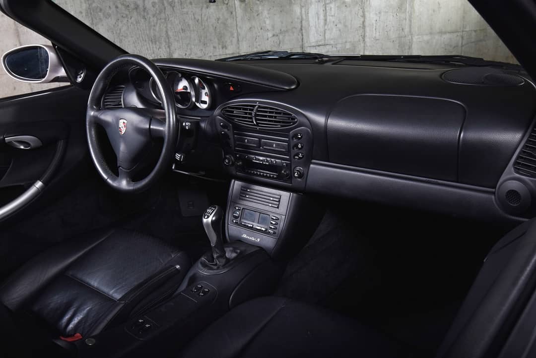 2001 Porsche Boxster — photo 35
