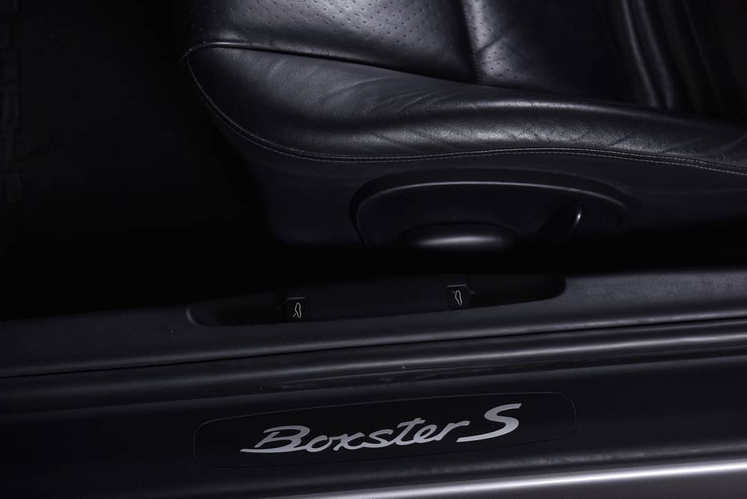 2001 Porsche Boxster — photo 39