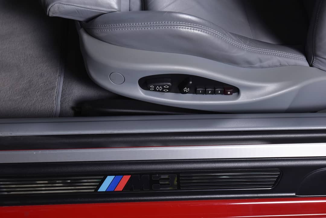 2002 BMW M3 — photo 23