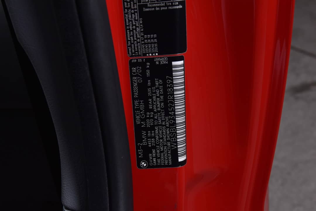 2002 BMW M3 — photo 28