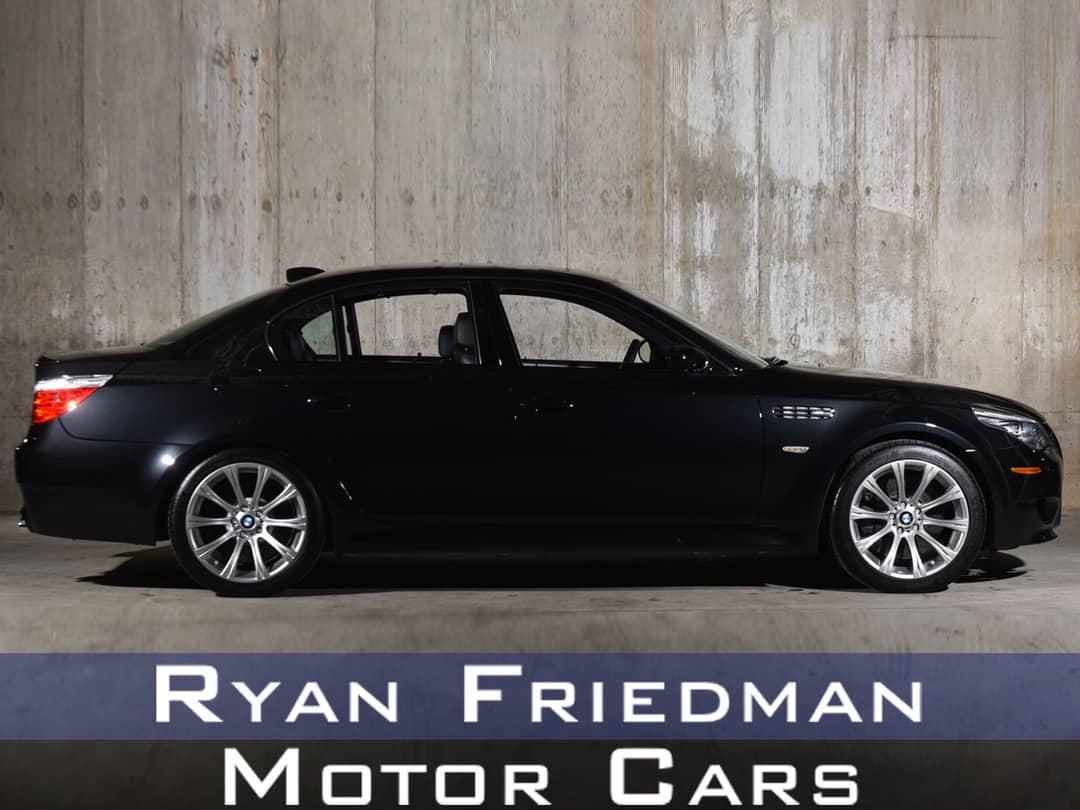 2008 BMW M5 — photo 1