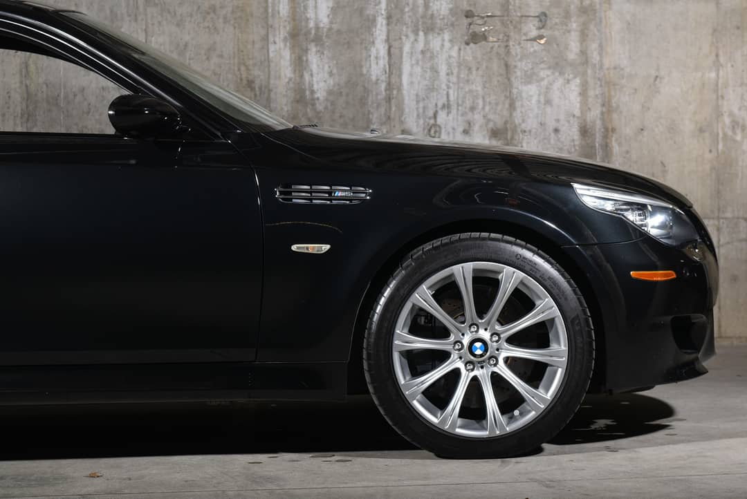 2008 BMW M5 — photo 8