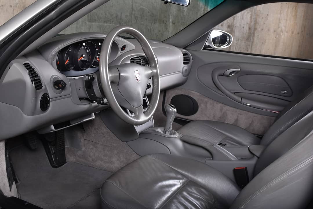 2001 Porsche 911 Carrera — photo 19