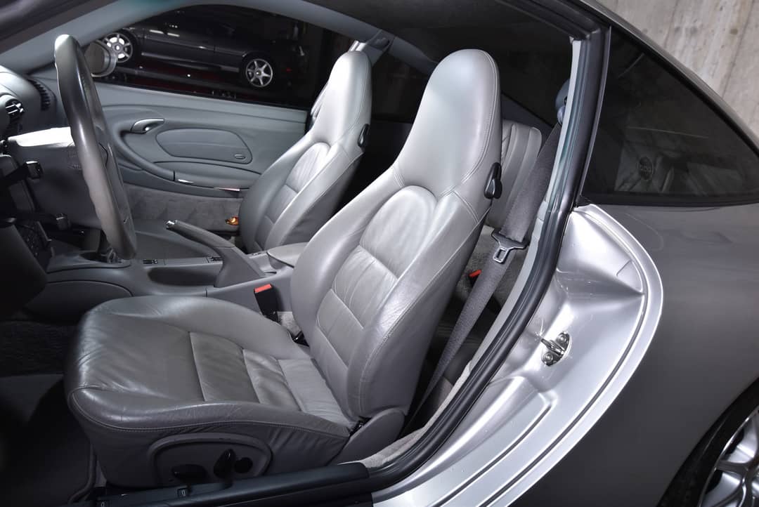 2001 Porsche 911 Carrera — photo 21