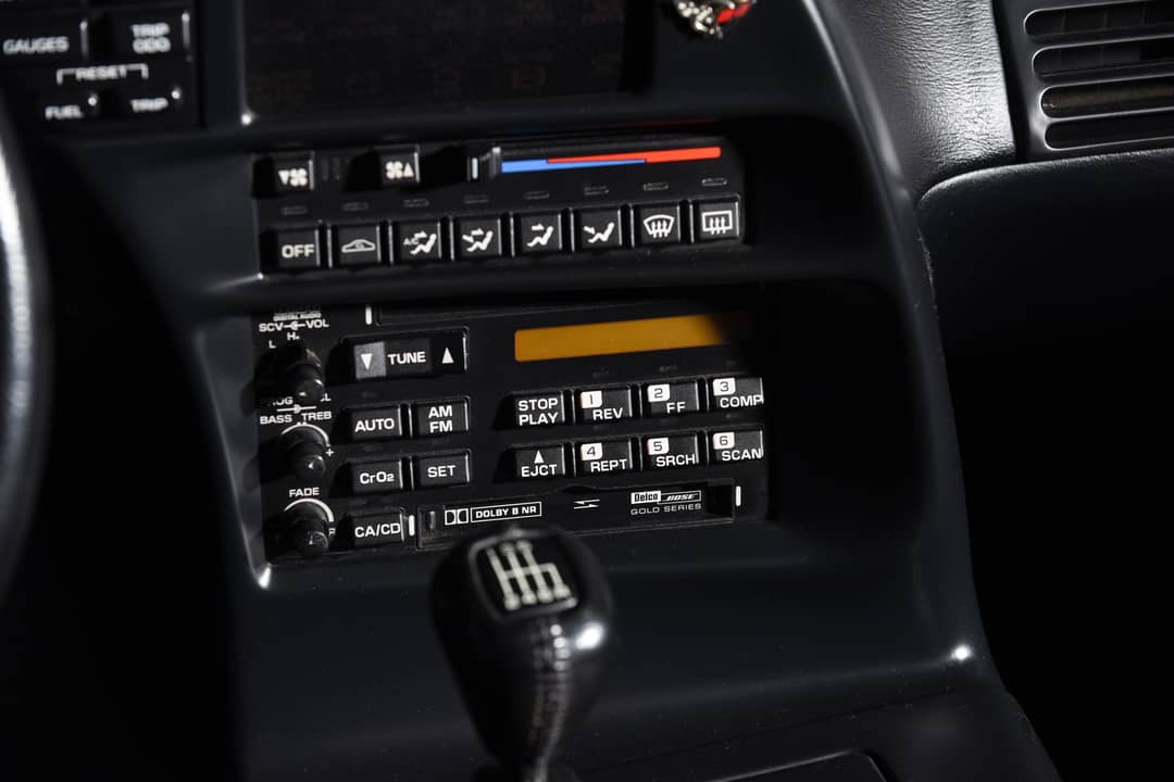 1994 Chevrolet Corvette — photo 12