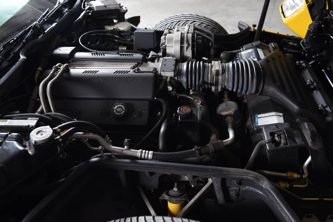 1994 Chevrolet Corvette — photo 31