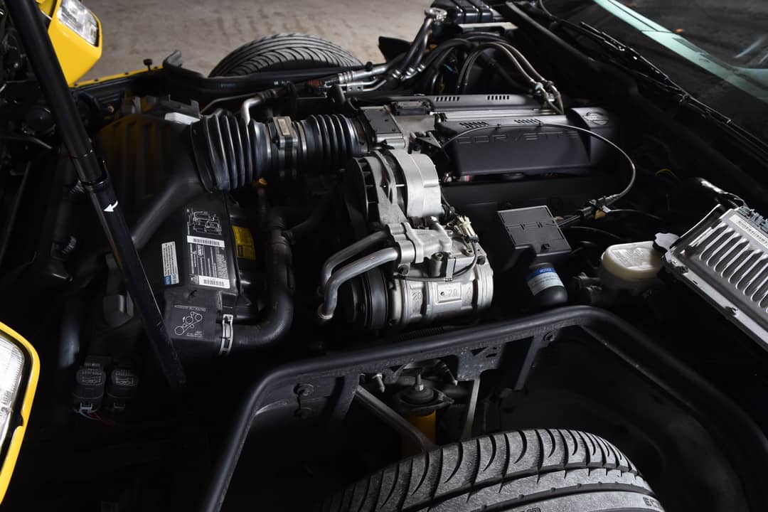 1994 Chevrolet Corvette — photo 32
