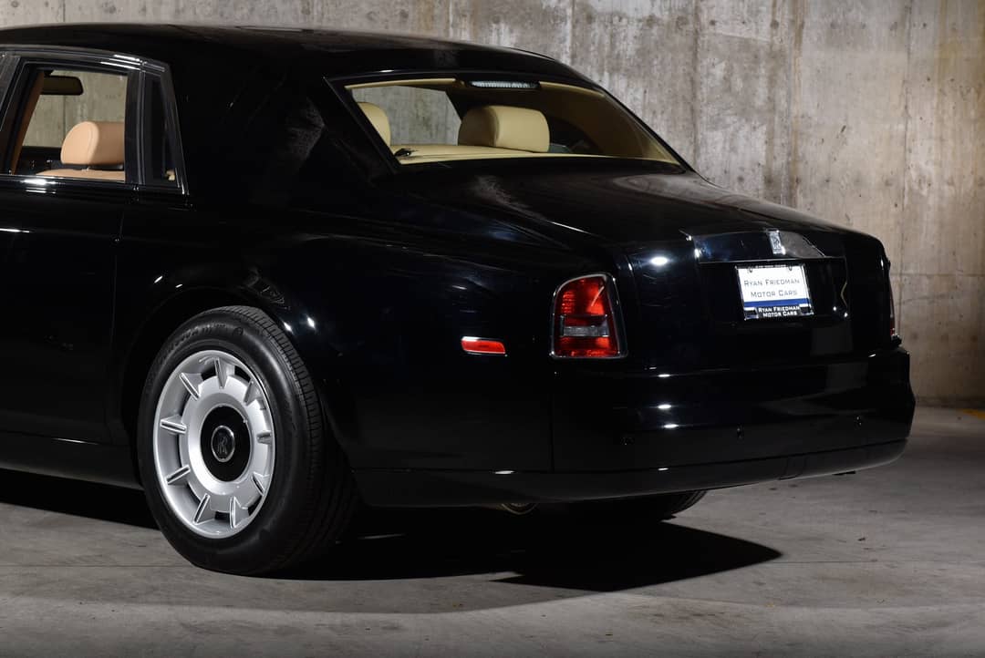 2004 Rolls-Royce Phantom — photo 12
