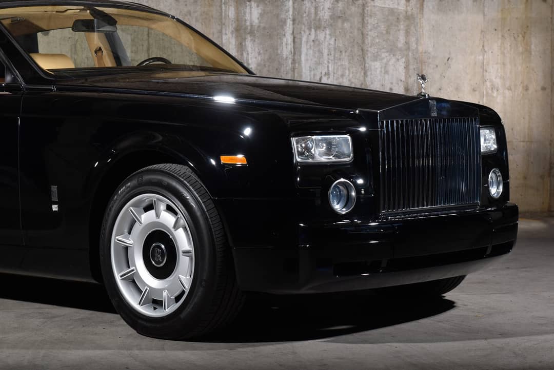 2004 Rolls-Royce Phantom — photo 16