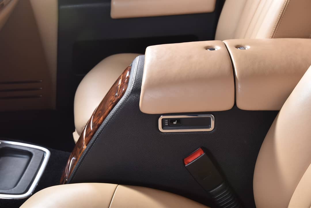 2004 Rolls-Royce Phantom — photo 23