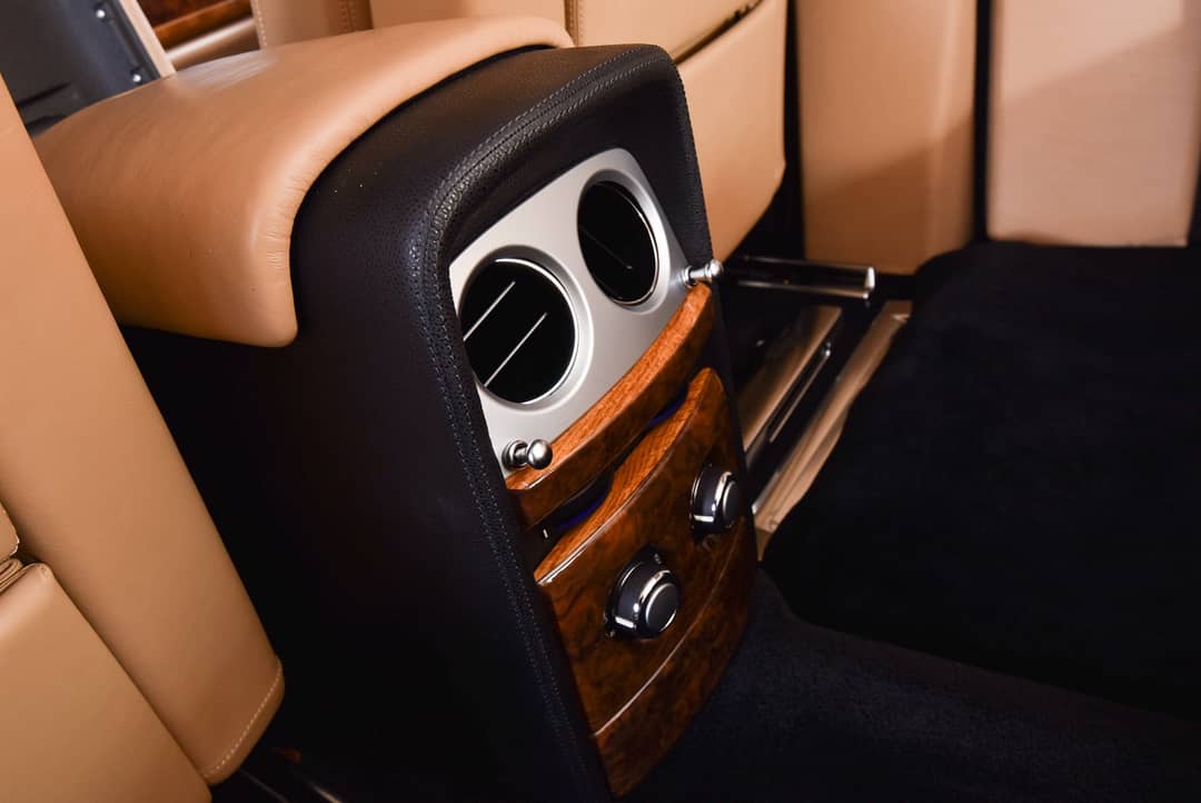 2004 Rolls-Royce Phantom — photo 27