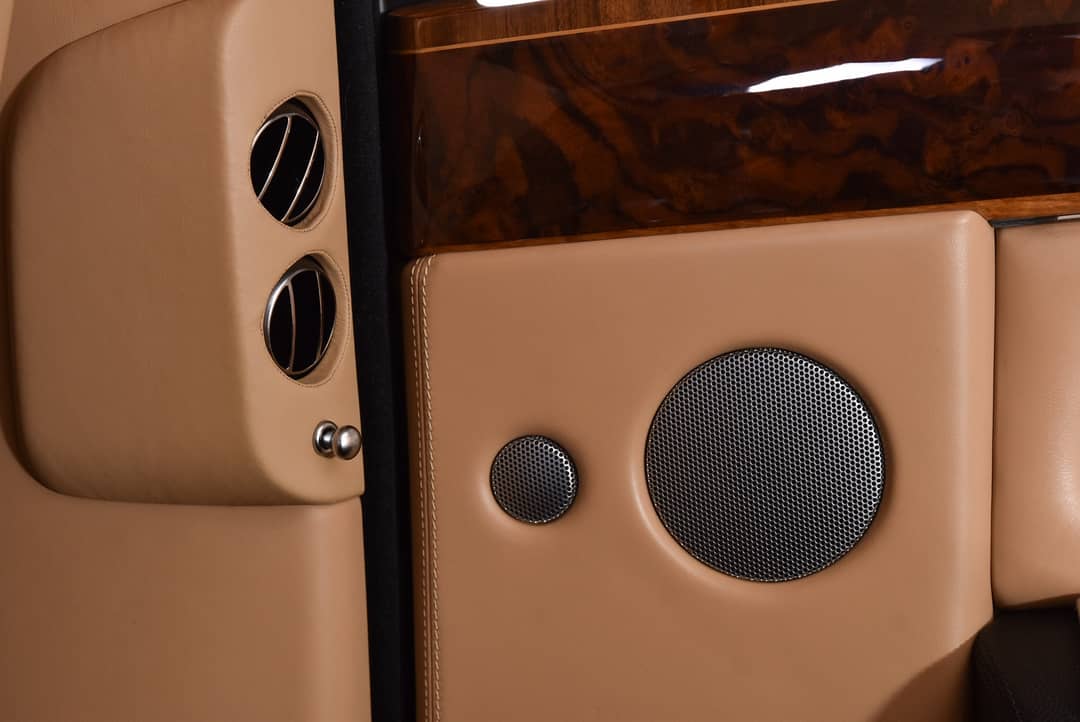 2004 Rolls-Royce Phantom — photo 28