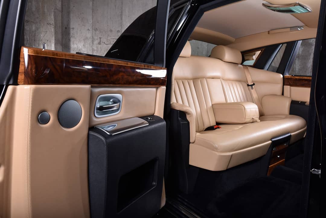 2004 Rolls-Royce Phantom — photo 31