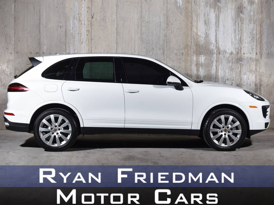 2017 Porsche Cayenne — photo 1