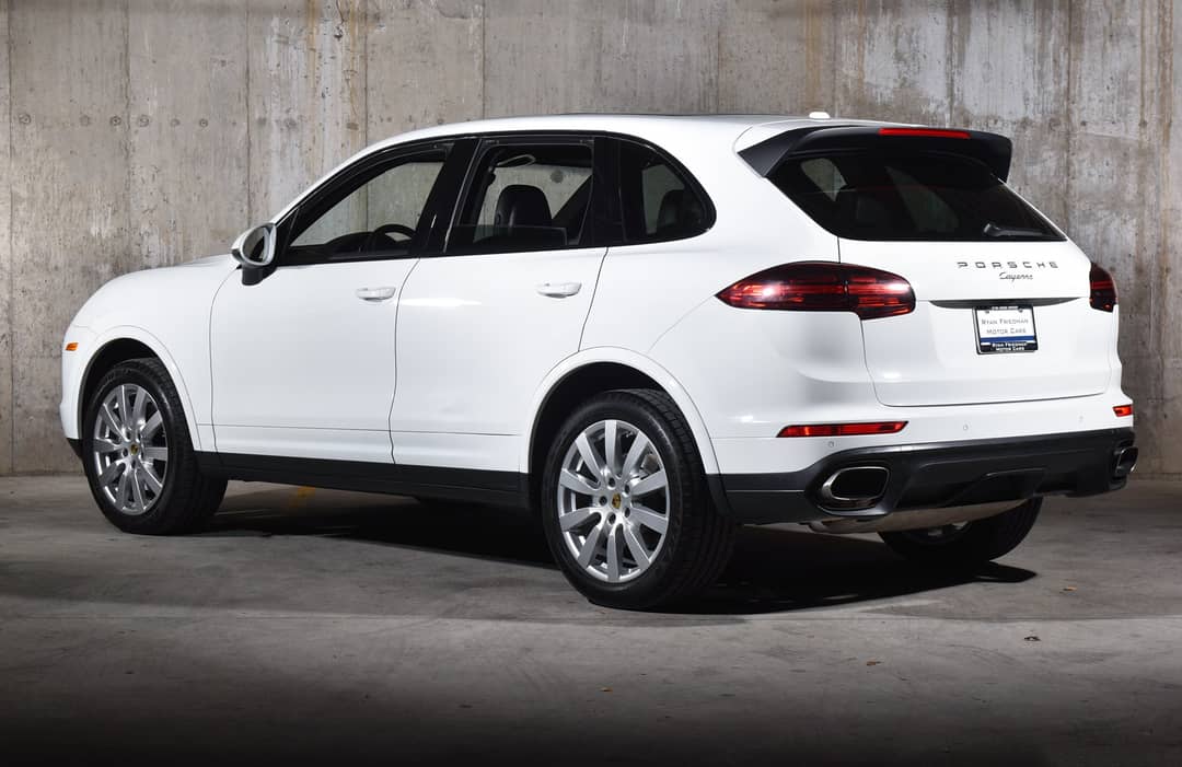 2017 Porsche Cayenne — photo 3
