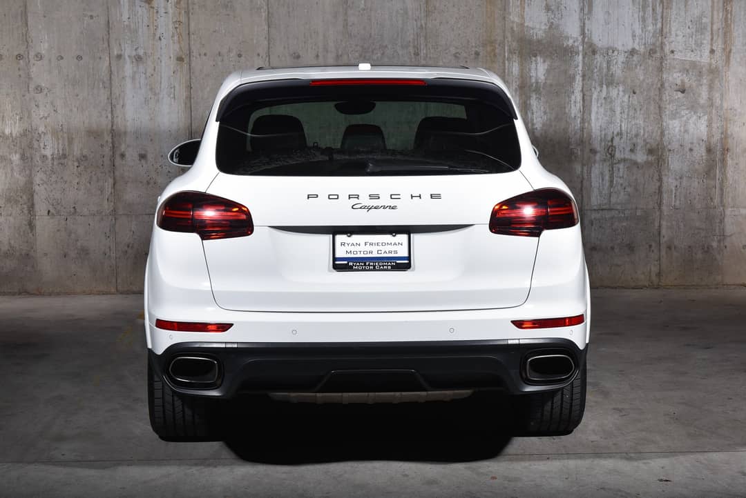 2017 Porsche Cayenne — photo 6
