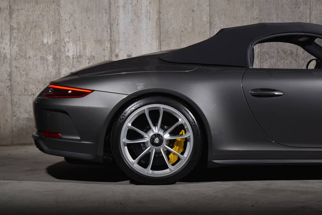 2019 Porsche 911 Speedster — photo 16