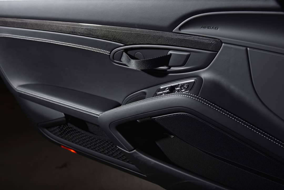 2019 Porsche 911 Speedster — photo 28
