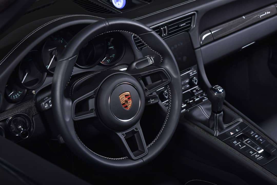 2019 Porsche 911 Speedster — photo 33