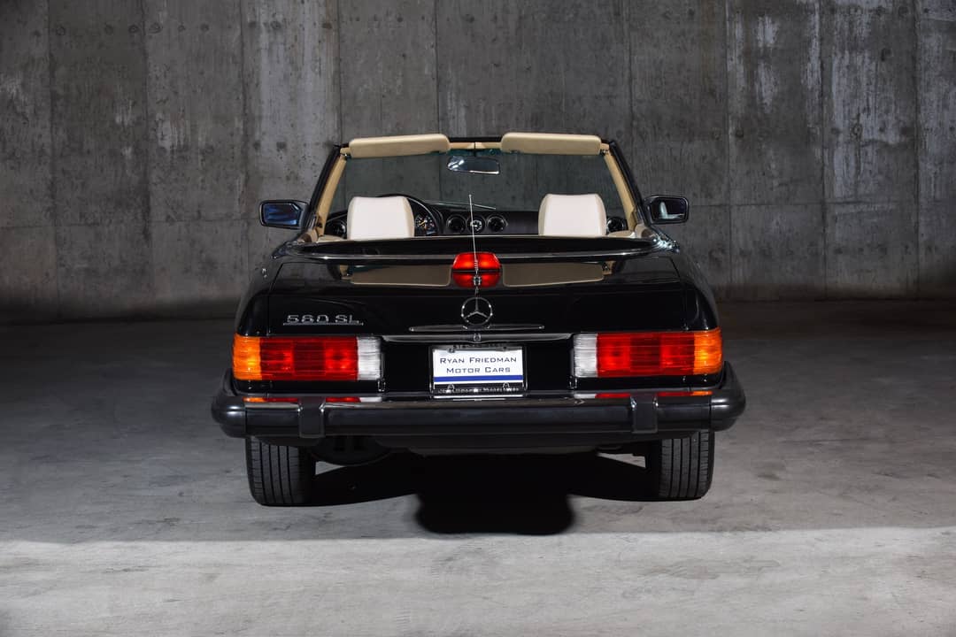 1987 Mercedes-Benz 560-Class 560 SL — photo 3
