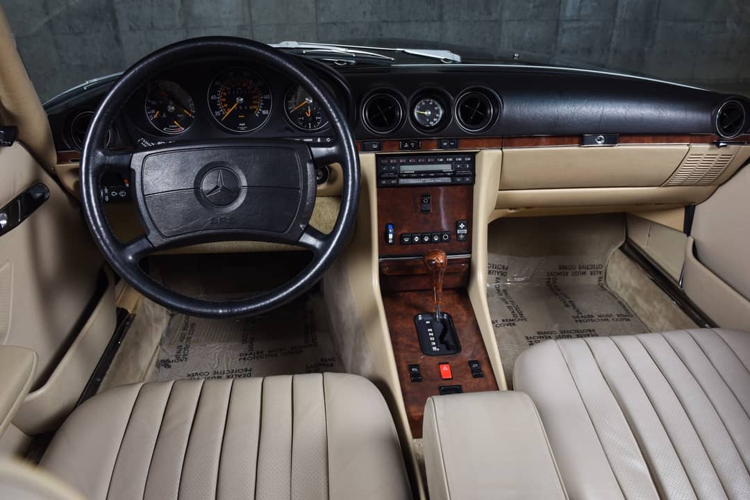 1987 Mercedes-Benz 560-Class 560 SL — photo 6