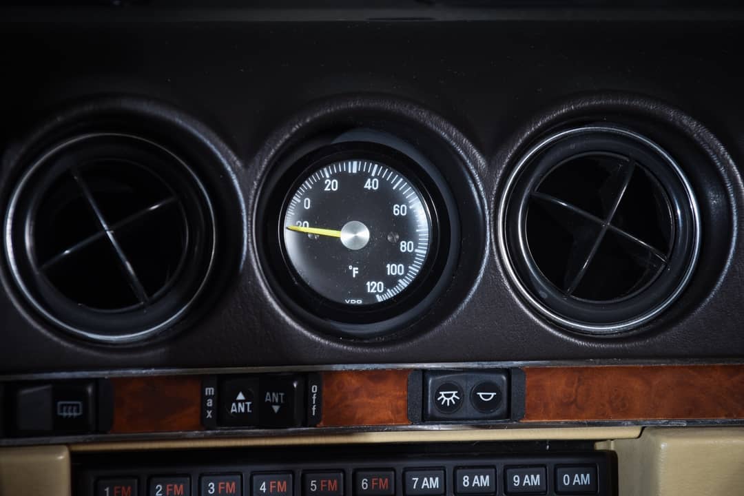 1987 Mercedes-Benz 560-Class 560 SL — photo 7