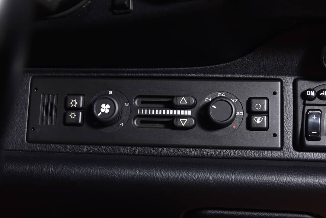 1998 Porsche 911 Carrera — photo 26