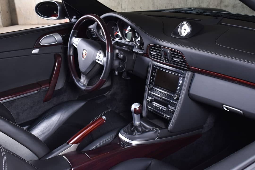 2017 Porsche 911 Targa 4 — photo 35