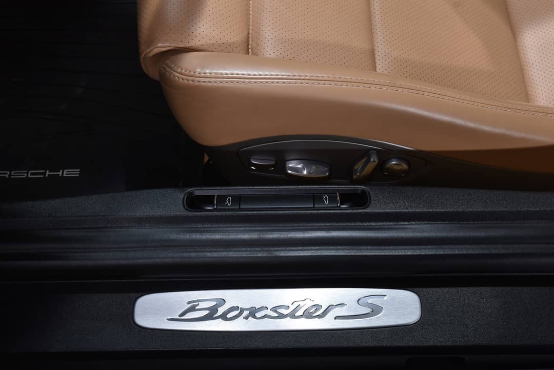 2016 Porsche Boxster — photo 25