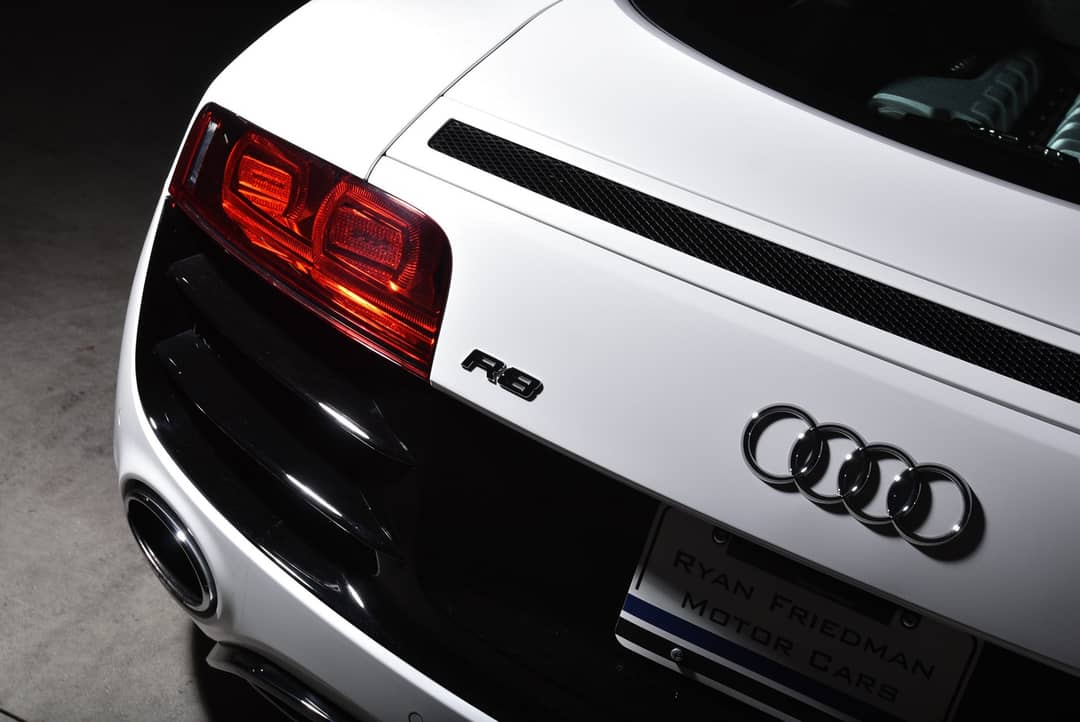 2010 Audi R8 5.2 quattro — photo 12