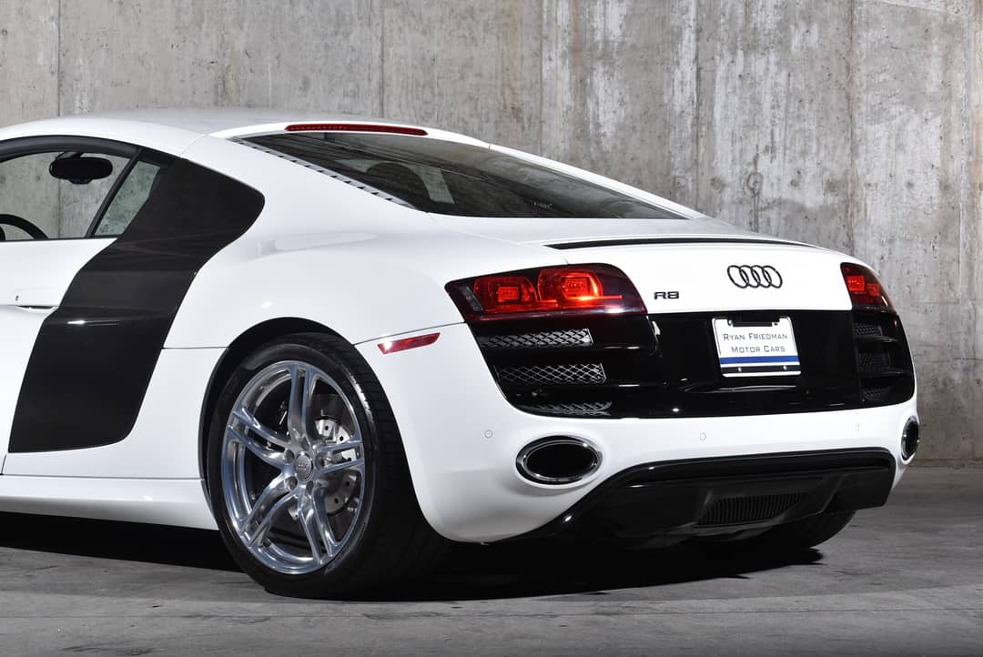 2010 Audi R8 5.2 quattro — photo 16