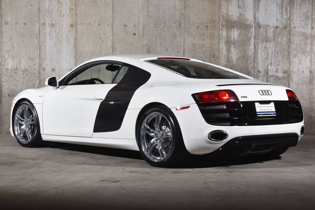 2010 Audi R8 5.2 quattro — photo 3