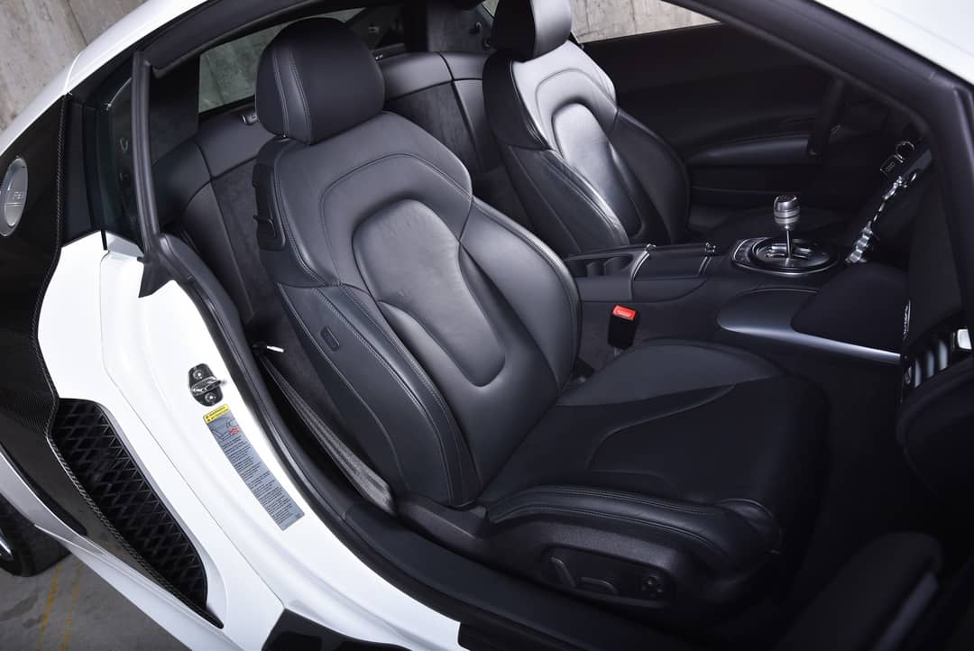 2010 Audi R8 5.2 quattro — photo 30