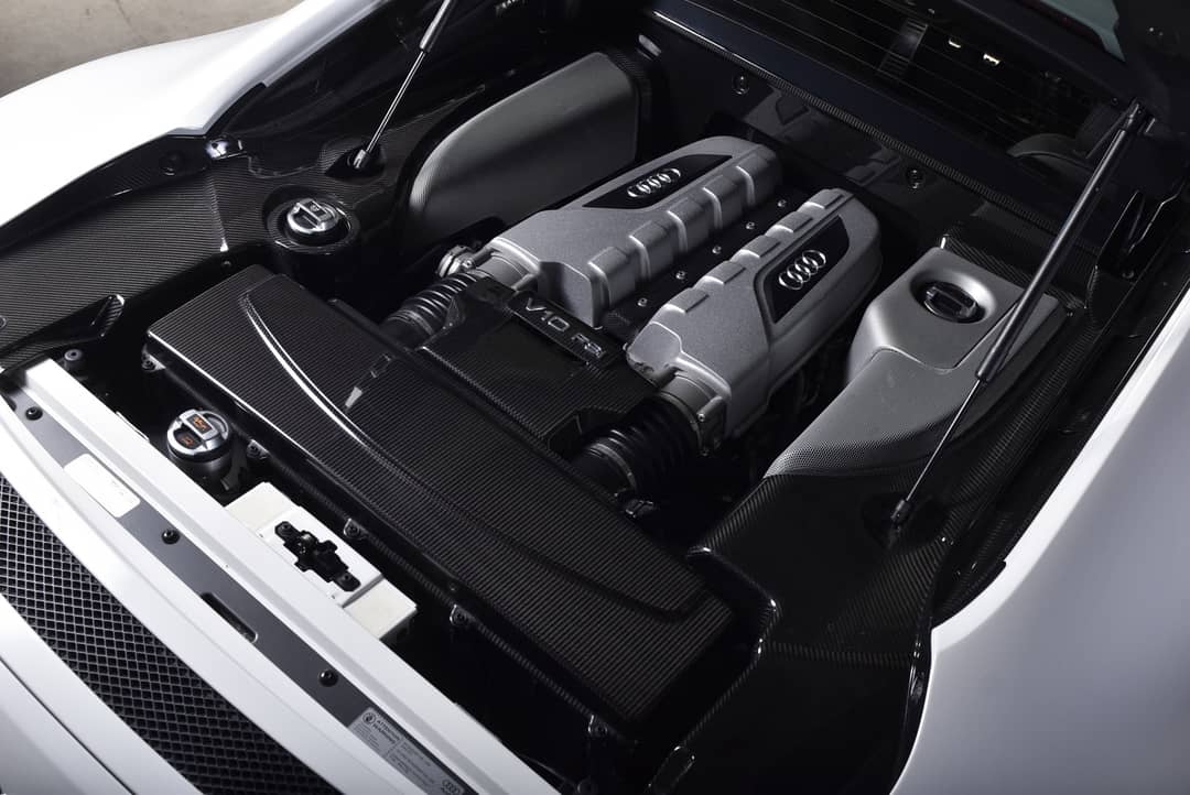2010 Audi R8 5.2 quattro — photo 38