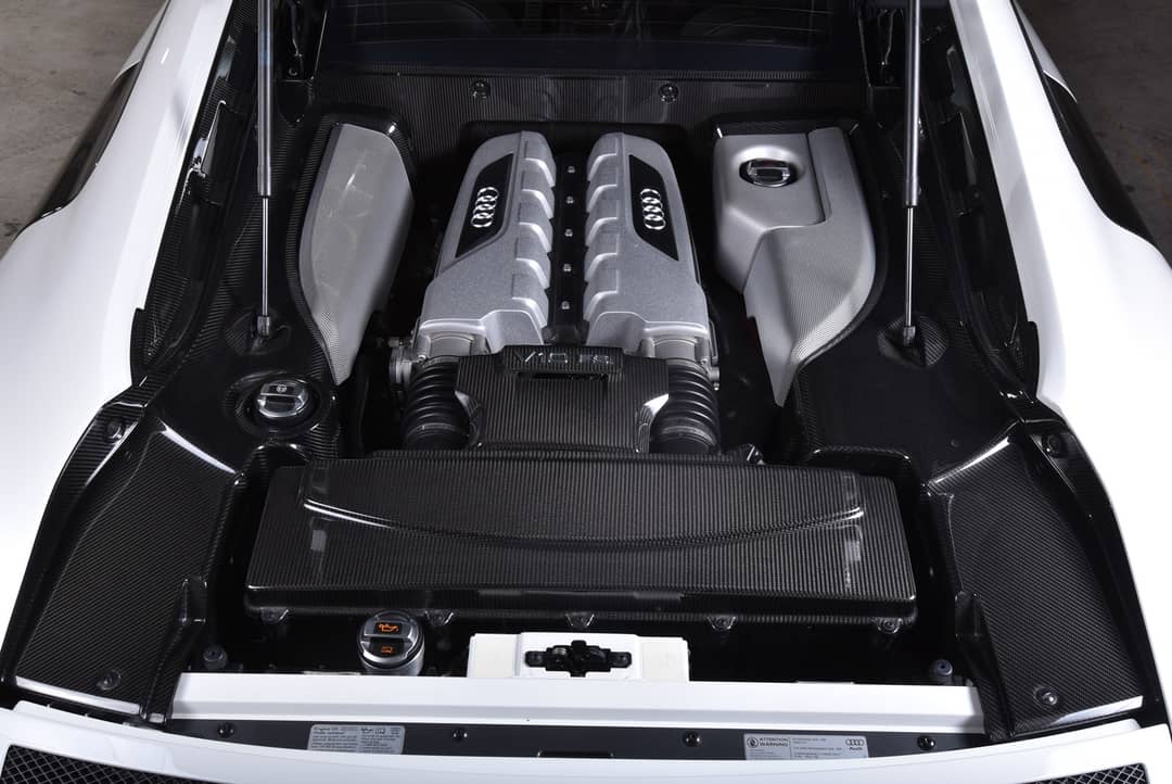 2010 Audi R8 5.2 quattro — photo 39