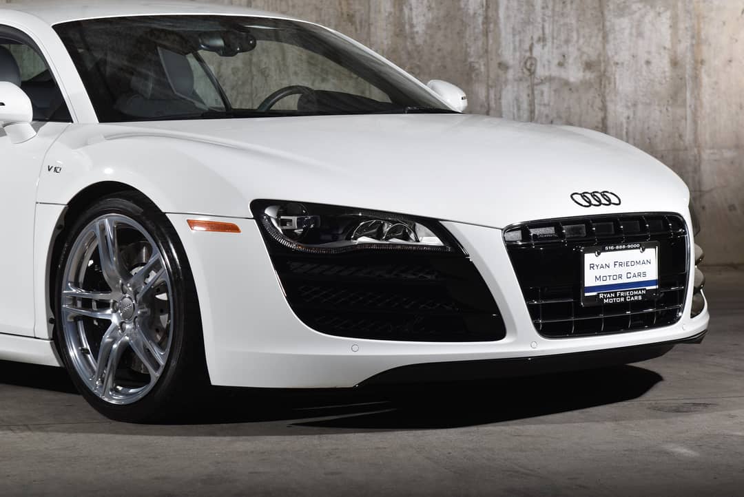 2010 Audi R8 5.2 quattro — photo 9