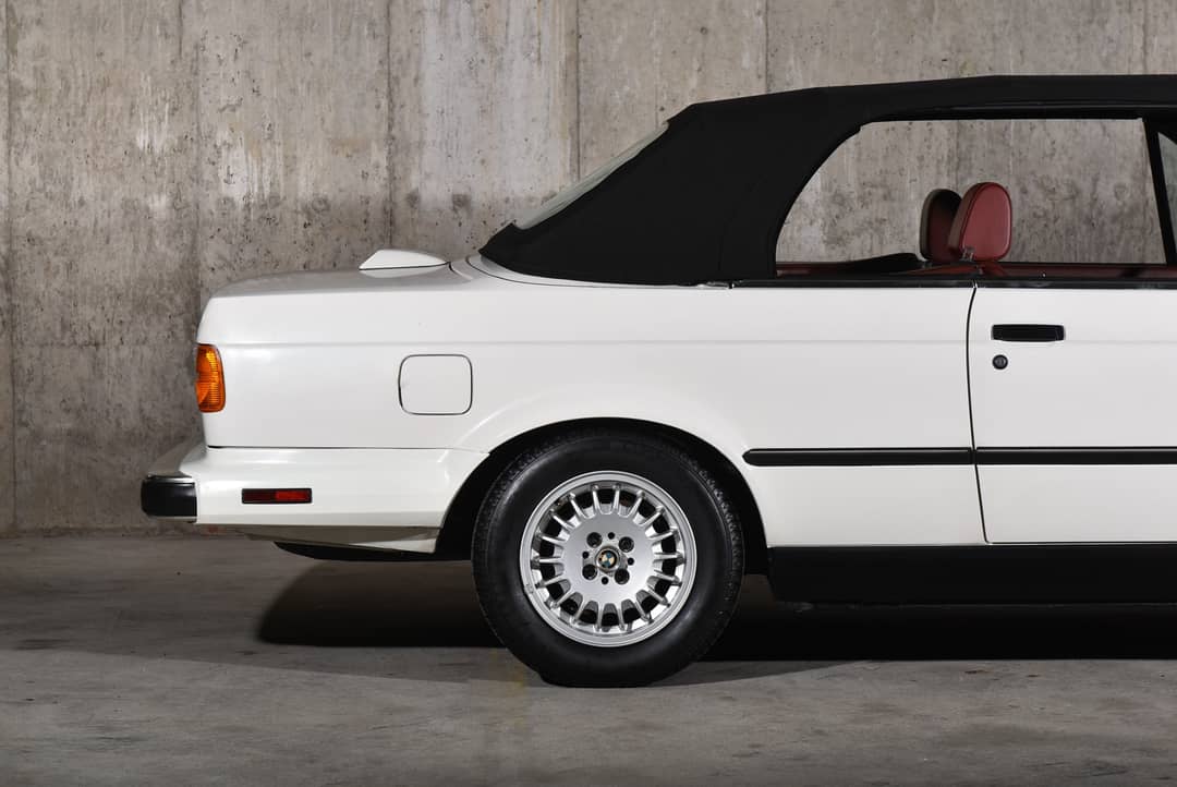 1987 BMW 3 Series 325i — photo 14