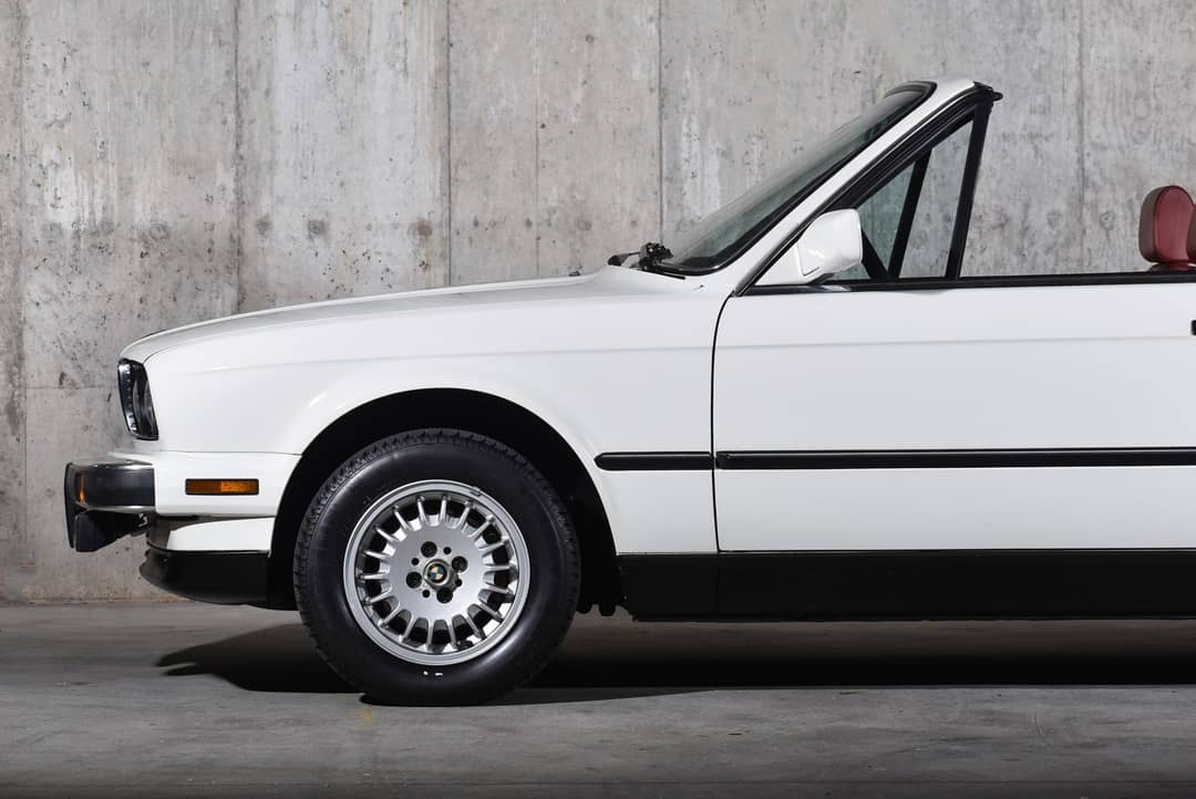 1987 BMW 3 Series 325i — photo 16