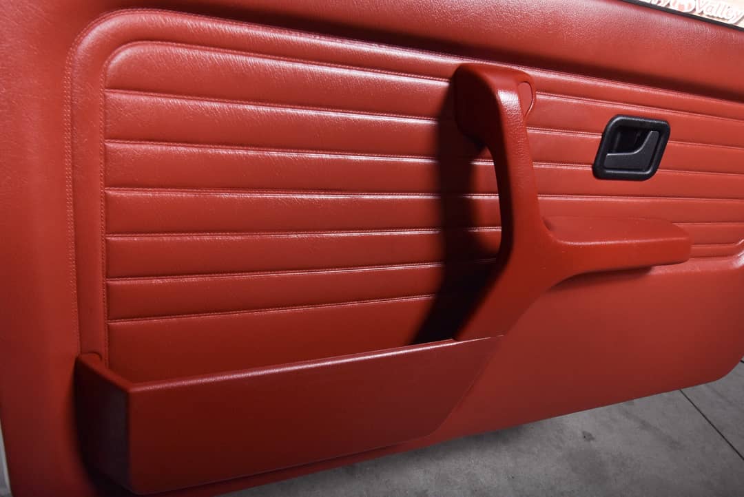 1987 BMW 3 Series 325i — photo 32