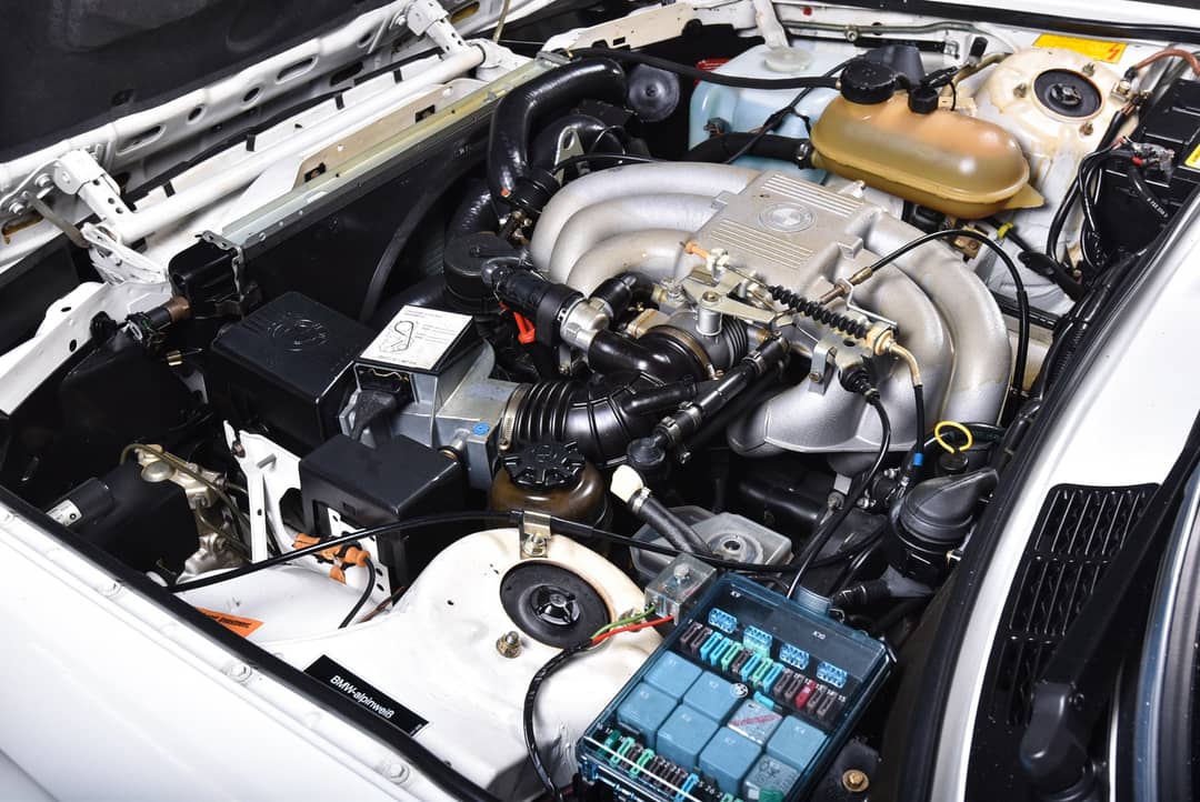 1987 BMW 3 Series 325i — photo 38