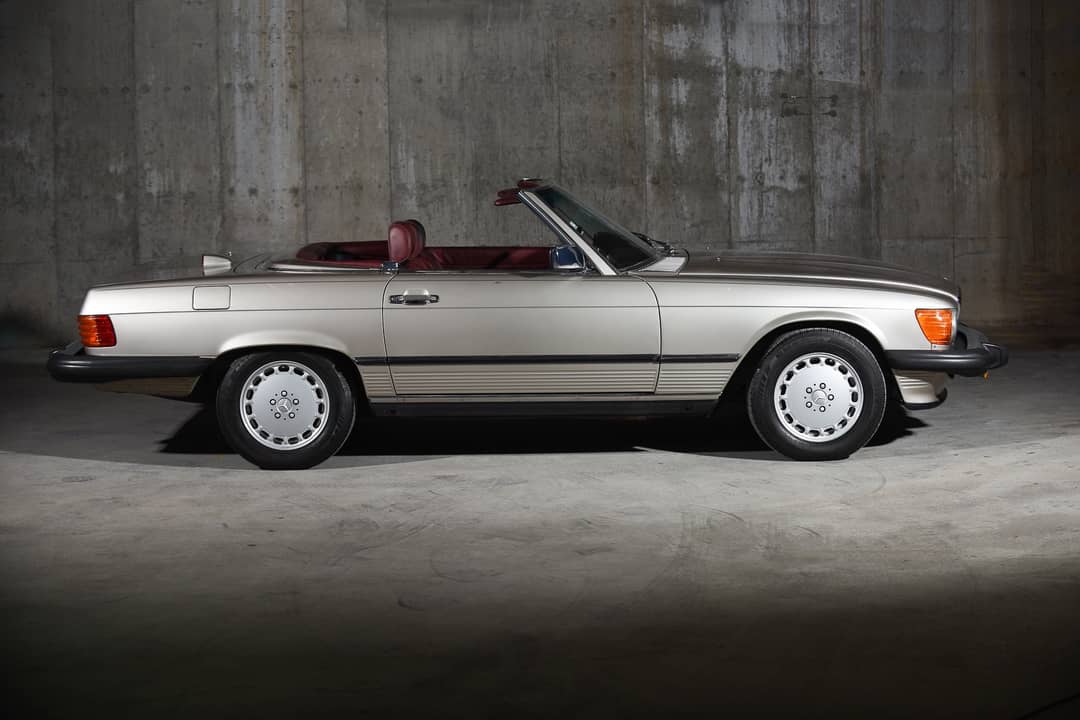 1987 Mercedes-Benz 560-Class 560 SL — photo 3