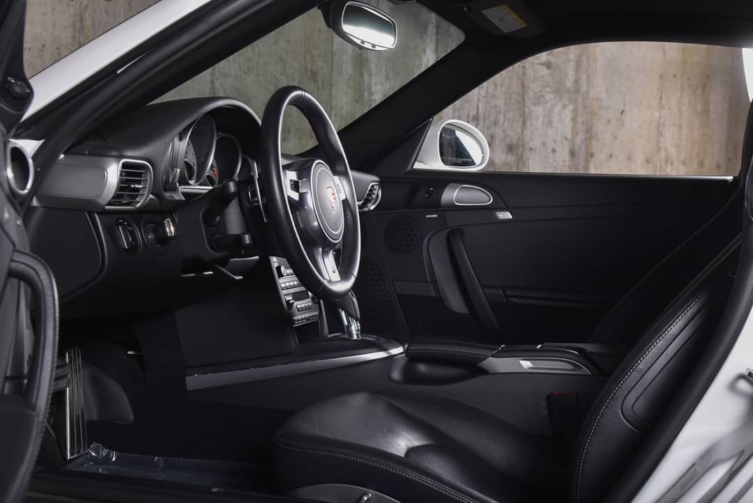 2012 Porsche 911 Carrera 4S — photo 18