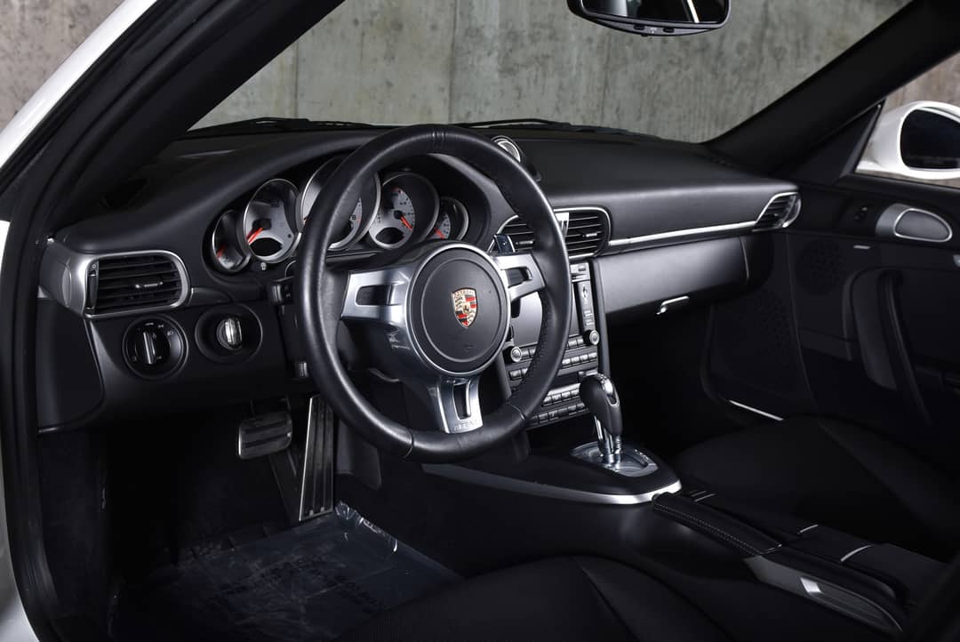 2012 Porsche 911 Carrera 4S — photo 20