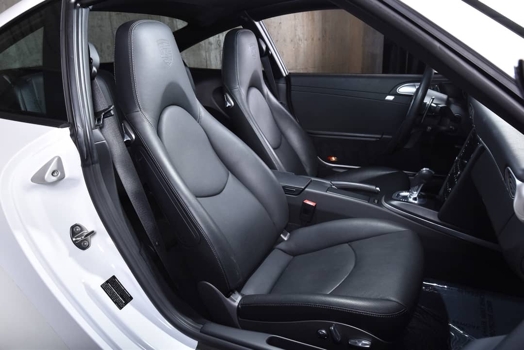 2012 Porsche 911 Carrera 4S — photo 27