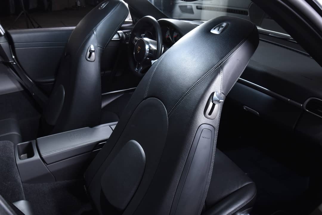 2012 Porsche 911 Carrera 4S — photo 31