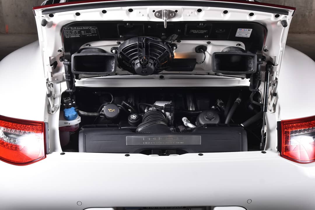 2012 Porsche 911 Carrera 4S — photo 34